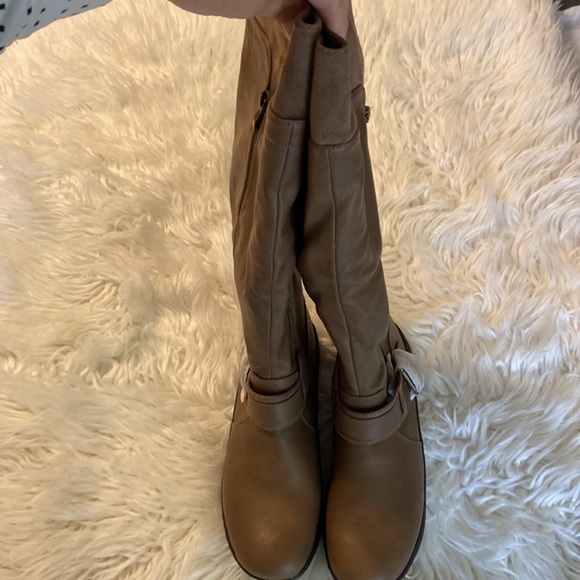 Beautiful Dream Pairs Women’s Boots Brand New size 10 - Picture 15 of 16